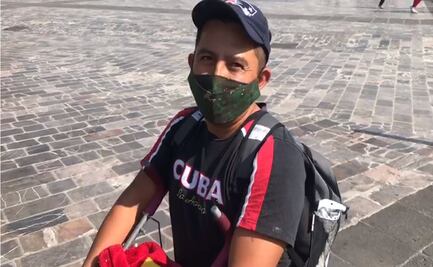 De rodillas, fieles llegan a la Basílica para agradecer favores recibidos aún con pandemia