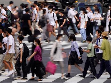 Covid-19: variante Mu escaparía de la inmunidad por vacunas e infección natural