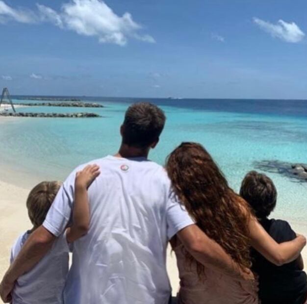 Aseguran que hijos de Shakira y Piqué son "víctimas" de "Music Session #53"; en la escuela les hablan de la canción