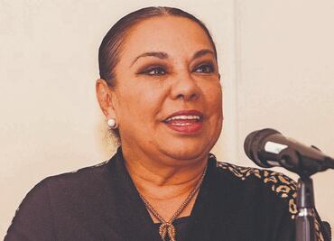 Alcaldesa y sus funcionarios meten a parentela a la nómina