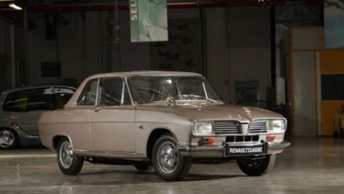 Renault celebra 120 años con exposición en el Salón Rétromobile 2018