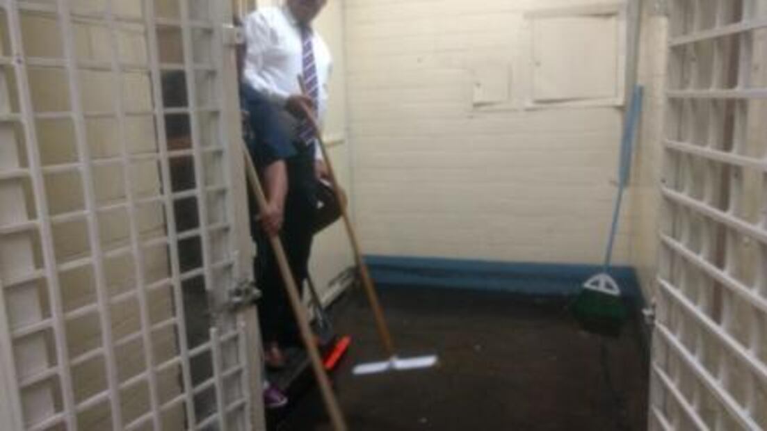 Basamento de Rectoría se inunda tras las lluvias