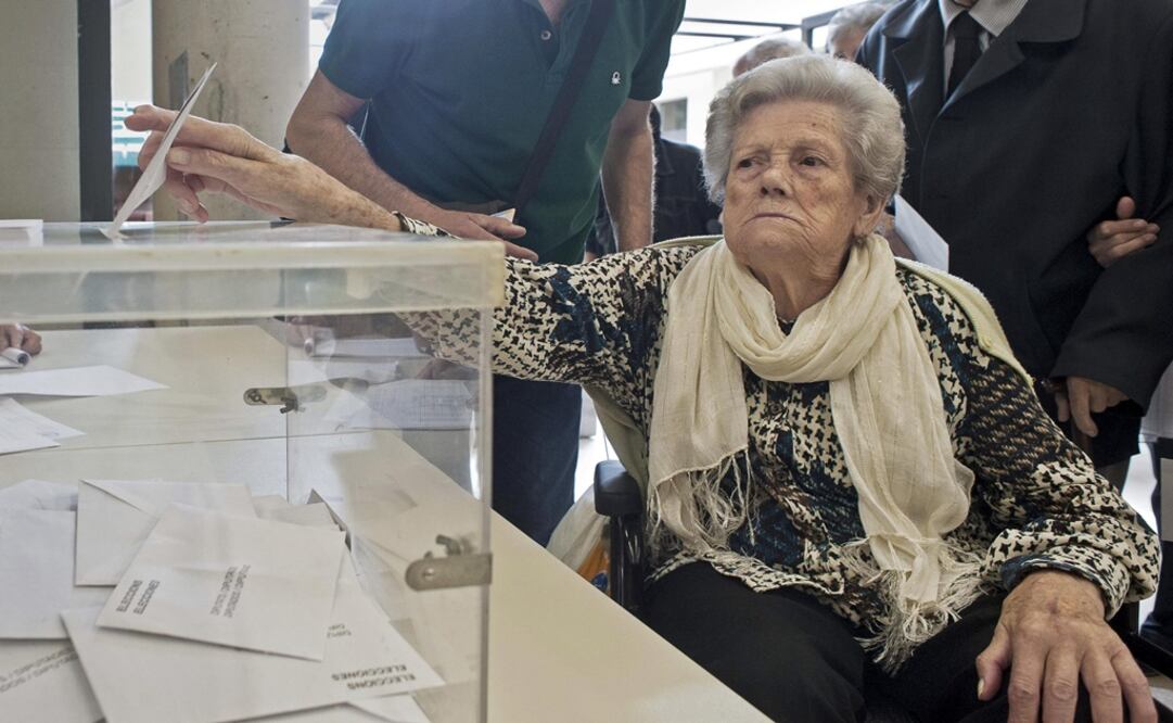 Según los resultados parciales de las elecciones del domingo, vencería el Partido Socialista, seis años y medio después tentativa de secesión en 2017. Foto: EFE