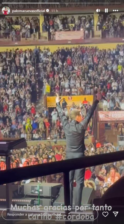 Luis Miguel triunfa en Córdoba, España; su novia Paloma Cuevas atestigua el momento.
