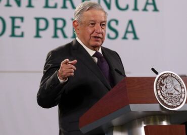 AMLO pide a mexicanos reducir consumo de energía de las 6 de la tarde a 11 de la noche