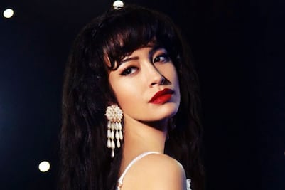 Ella es Christian Serratos, quien le dará vida a Selena en la nueva serie