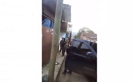 Circula en redes video de presuntos miembros del CJNG en Tingüindín, Michoacán