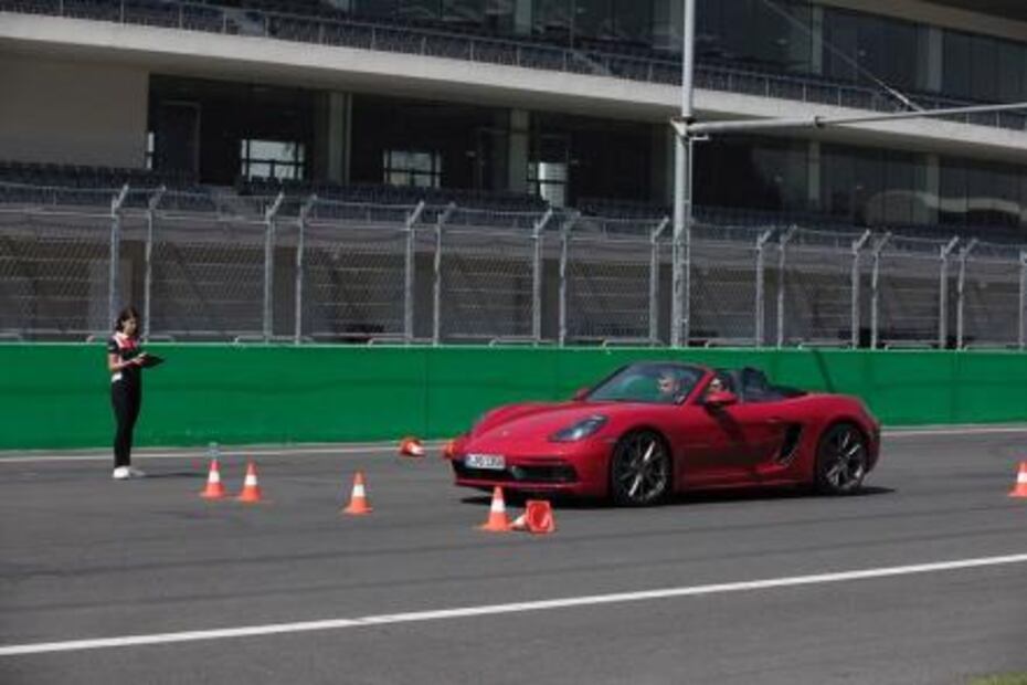 Porsche inaugura el Driving Experience México
