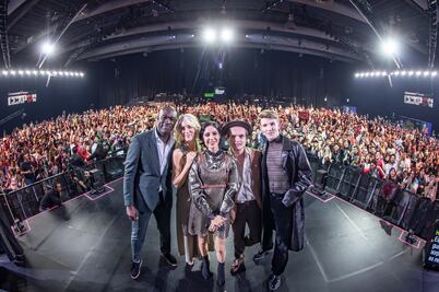 Elenco de “House of dragon” baila al ritmo del mariachi en CCXP
