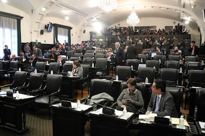 Pide Morena no reconocer sexoservicio en la Constitución CDMX