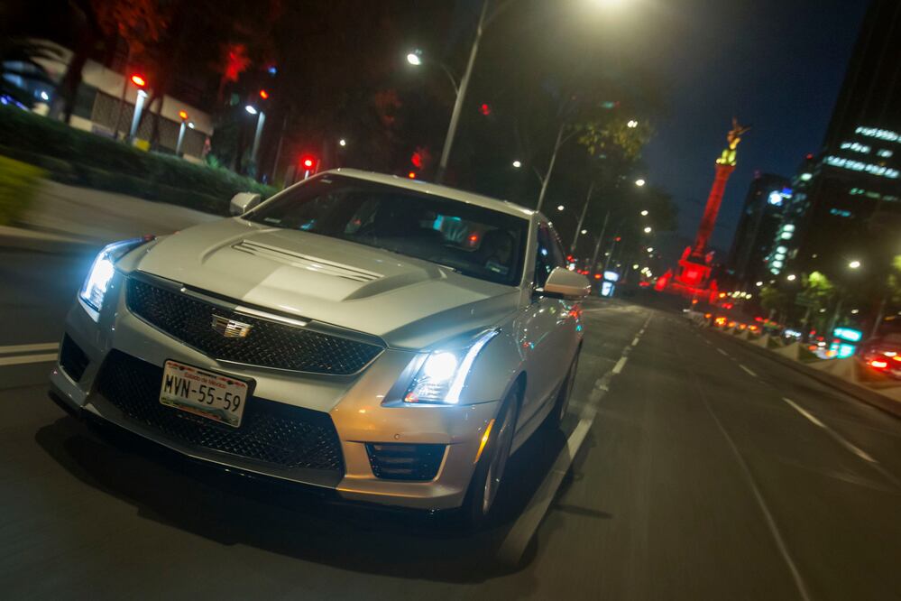 Prueba de manejo/ATS Coupé V-Series Cadillac muestra que no solo sabe de lujo
