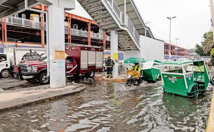 En Línea A del Metro van por desazolve para evitar inundaciones en la zona de Los Reyes La Paz