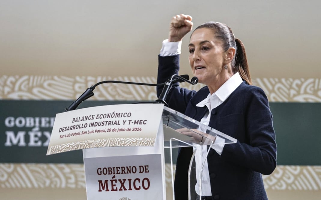 Claudia Sheinbaum indicó que México negociará con Estados Unidos en una relación de igualdad, no de subordinación, durante la revisión del T-MEC, que se llevará a cabo en 2026. Foto: Gabriel Pano/EL UNIVERSAL