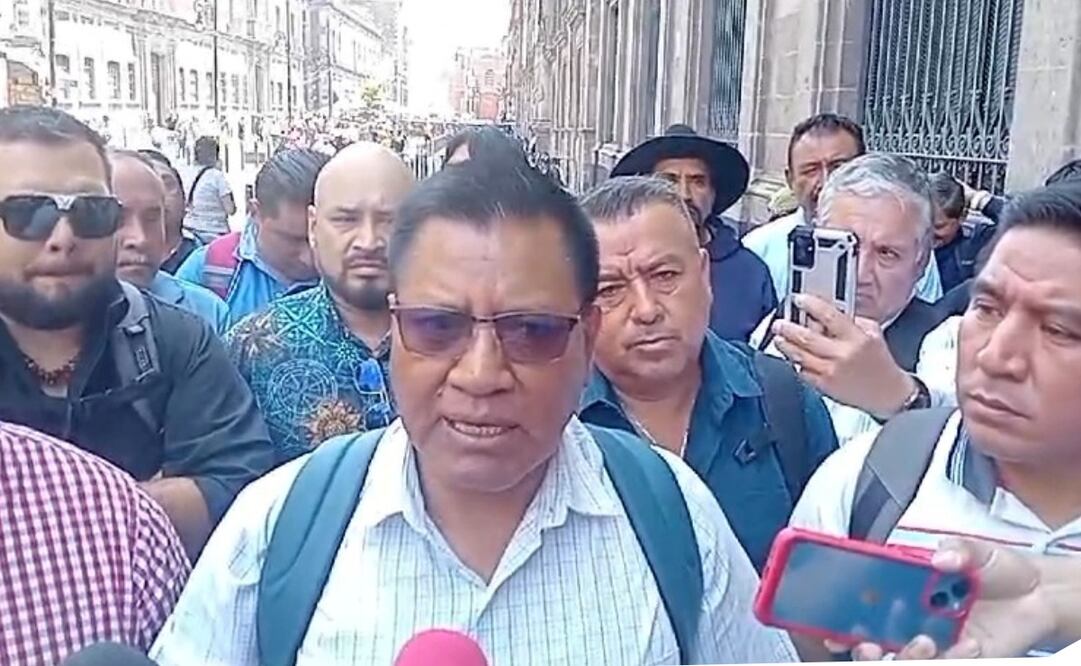 CNTE llega a Palacio Nacional para reunión con Sheinbaum. Foto: Pedro Villa y Caña / EL UNIVERSAL