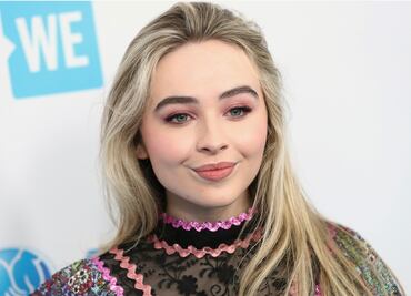 Sabrina Carpenter protagonizará "Alicia en el País de las Maravillas"