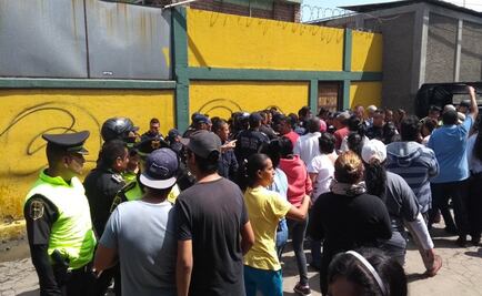 Policías y colonos se enfrentan en Ixtapaluca por obra hidráulica