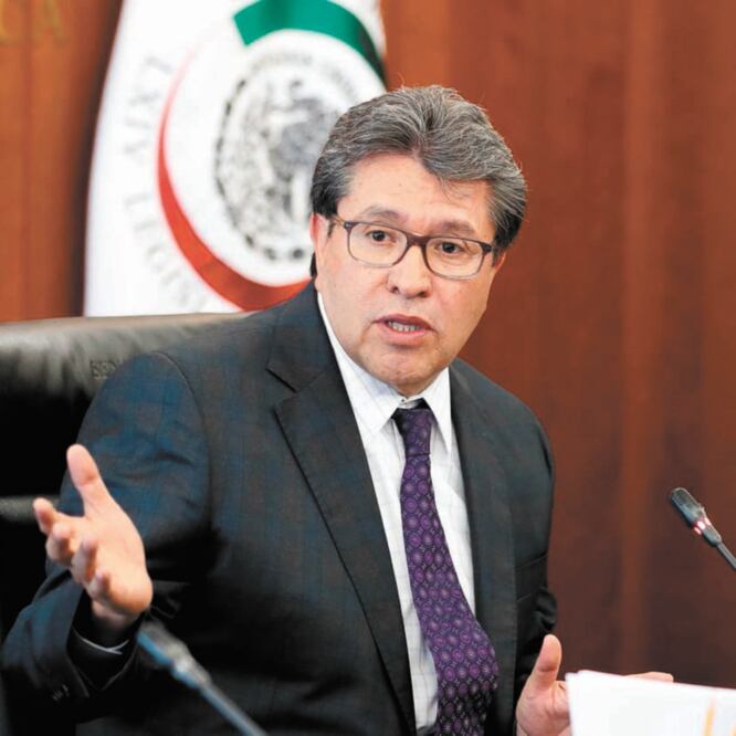 Ricardo Monreal, señaló que en la Ley General de los Derechos de Niñas, Niños y Adolescentes se garantiza el derecho a una vida libre de violencia. ARCHIVO EL UNIVERSAL