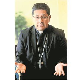 “La Iglesia no está en contra de bodas gay”