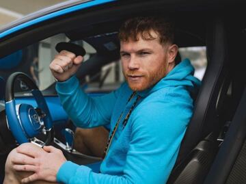 El Bugatti del Canelo Álvarez que puedes comprar a pagos mensuales