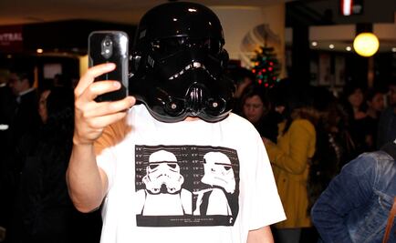 Prohíben en EU máscaras en estreno de "Star Wars"
