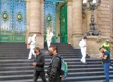 Sanitizan el Congreso de CDMX