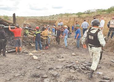 Derrumbe en mina de zinc deja 2 muertos y 1 herido en Coahuila
