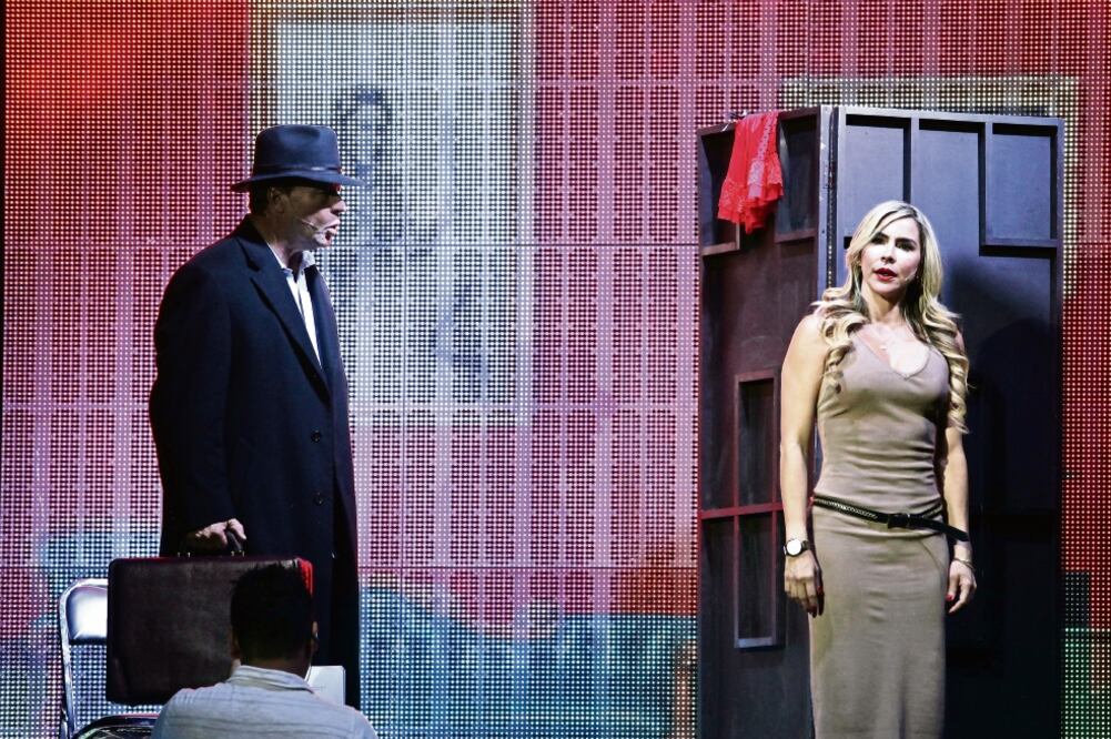 La puesta en escena, que arranca gira el próximo 15 de junio en Guadalajara, es dirigida por Luis Felipe Tovar (VALENTE ROSAS. EL UNIVERSAL)