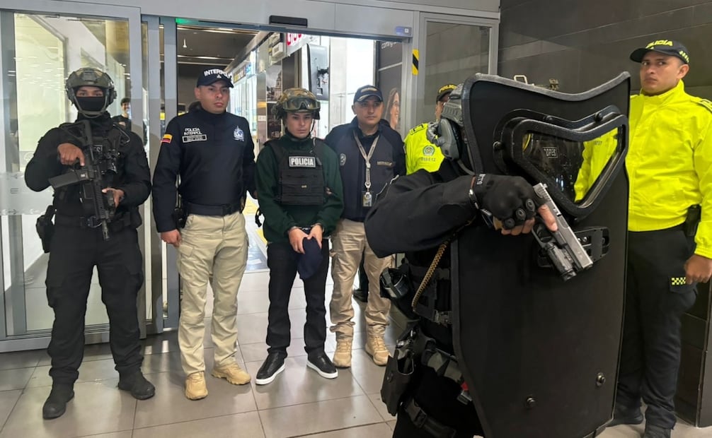 Ángel Esteban Aguilar Morales, detenido por autoridades colombianas, tras ser extraditado de México. Foto: tomada de X @petrogustavo