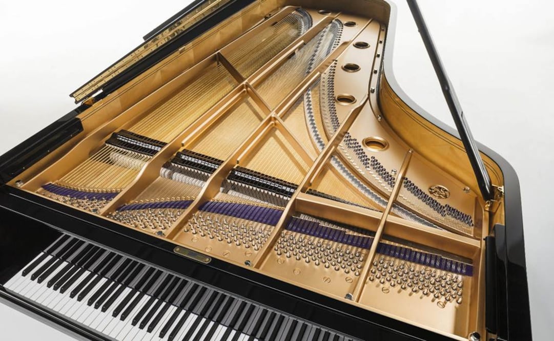 En septiembre de 2011, Barenboim tuvo la oportunidad de interpretar música en el piano del compositor húngaro Franz Liszt, que había sido restaurado recientemente, lo que le inspiró para fabricar uno. FOTO: EFE