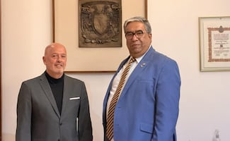 Becerra-Acosta retira su renuncia a la Gaceta de la UNAM tras errata en portada; se compromete a fortalecer procesos editoriales