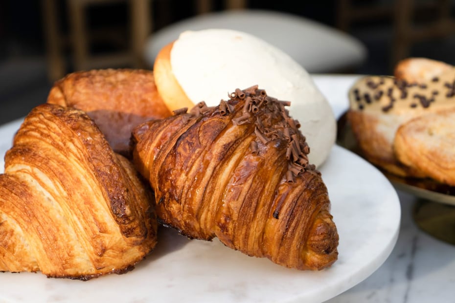 Podrás encontrar distintos panes, desde croissants y pain au chocolat hasta hogazas de masa madre. Foto: cortesía Amand
