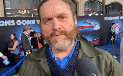 Zach Galifianakis alza sus cejas frente a las redes sociales