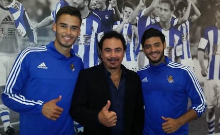 Hugo Sánchez visits Vela and Reyes 