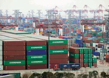 Crece déficit comercial de EU en marzo; subió 14% un mes antes de que entraran en vigor los aranceles de Trump