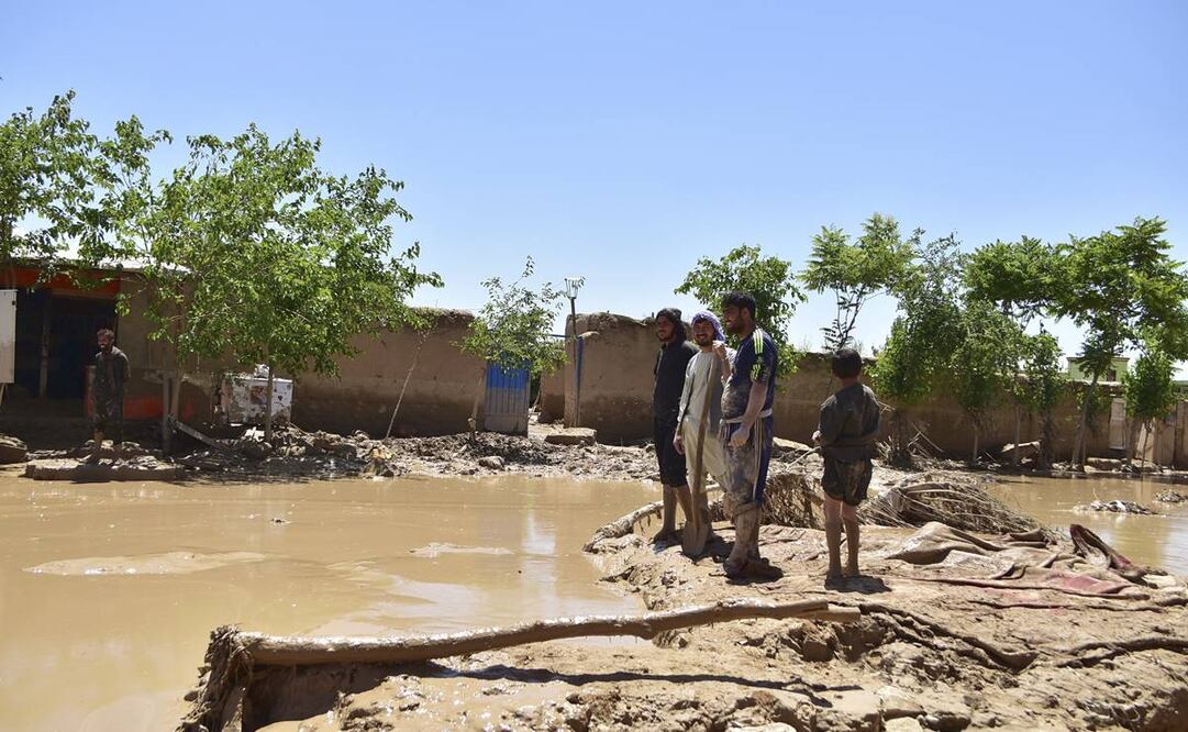 Las inundaciones en la provincia Baghlan de Afganistán, el 12 de mayo de 2024. (Foto AP)