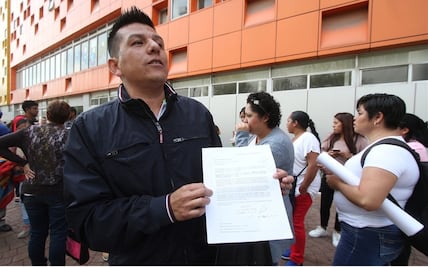 Papás de niños con cáncer liberan accesos al Senado