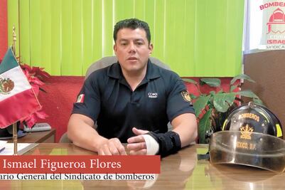 El líder de bomberos juega a las vencidas
