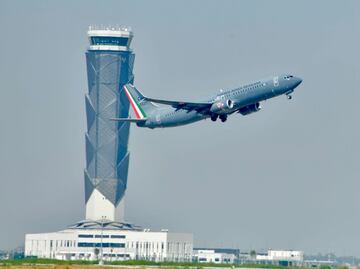 Salen de Santa Lucía 2 aviones de la Fuerza Aérea para sacar a mexicanos de Israel en puente aéreo Tel Aviv-Madrid