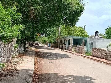 "Tenemos otros datos", responden en Cheumán, Yucatán; pobladores llevan días sin luz pese a dichos de Sheinbaum