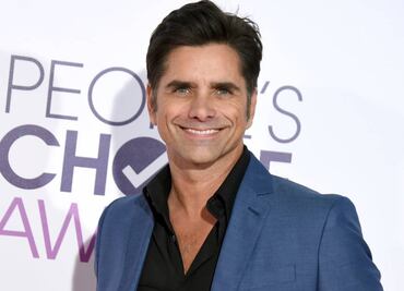 John Stamos se comprometió en Disneylandia
