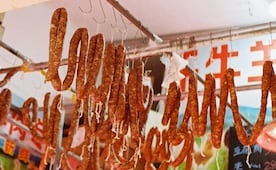 ¿Es malo comer la piel de la longaniza?