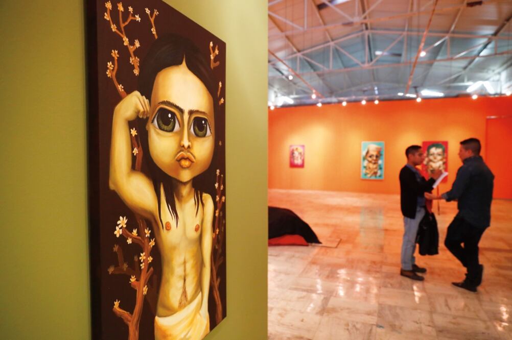 La mirada confrontadora e inocente caracteriza las pinturas de Erik Rivera (FOTOS: YADÍN XOLALPA. EL UNIVERSAL)