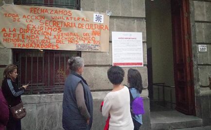 Se manifiestan por desalojo en Archivo de Arqueología