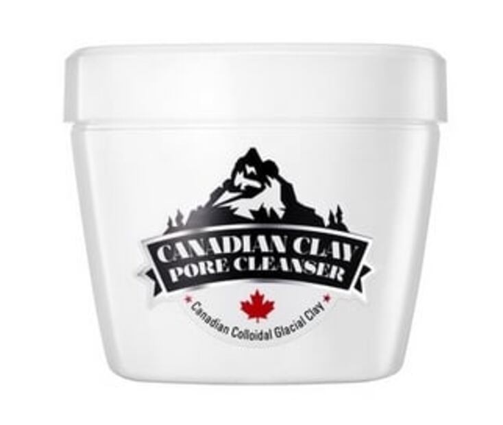 Conoce la importancia de lavarse la cara antes de dormir