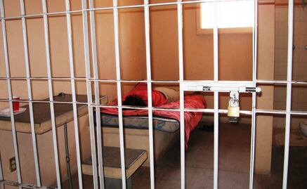 CNDH emite recomendación a PGR por irregularidades en áreas de detención