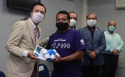 Reconocen a profesor de Aguascalientes por sus "innovadoras" estrategias de enseñanza