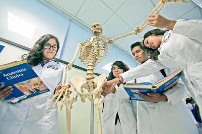 Simulación clínica, necesaria: UNAM