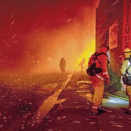 Incendio amenaza norte de California 