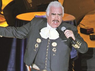 Conapred tacha de homofóbico e ignorante a Vicente Fernández