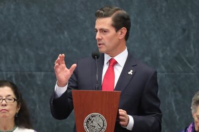 Dejan solo a Peña Nieto en Los Pinos